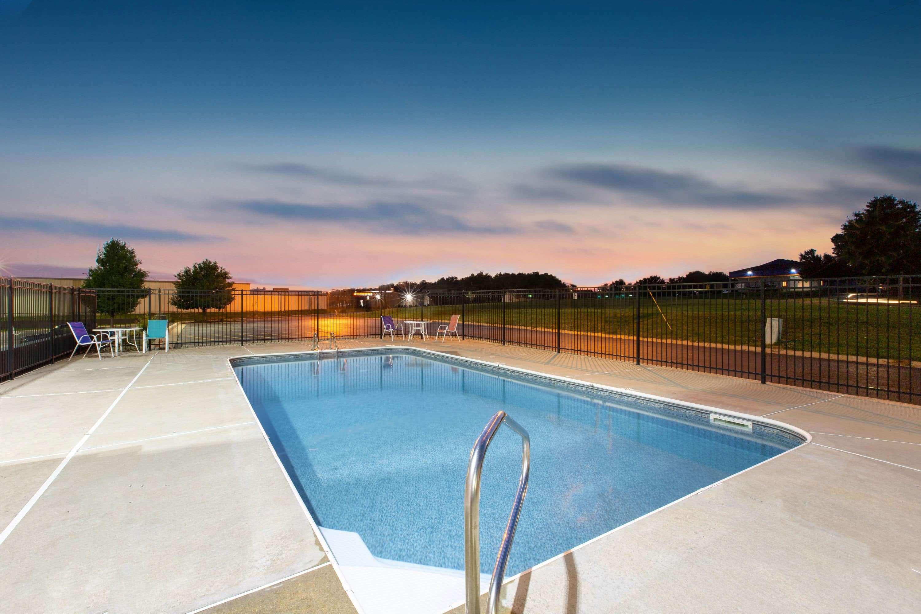 La Quinta By Wyndham Blue Springs Hotel Luaran gambar