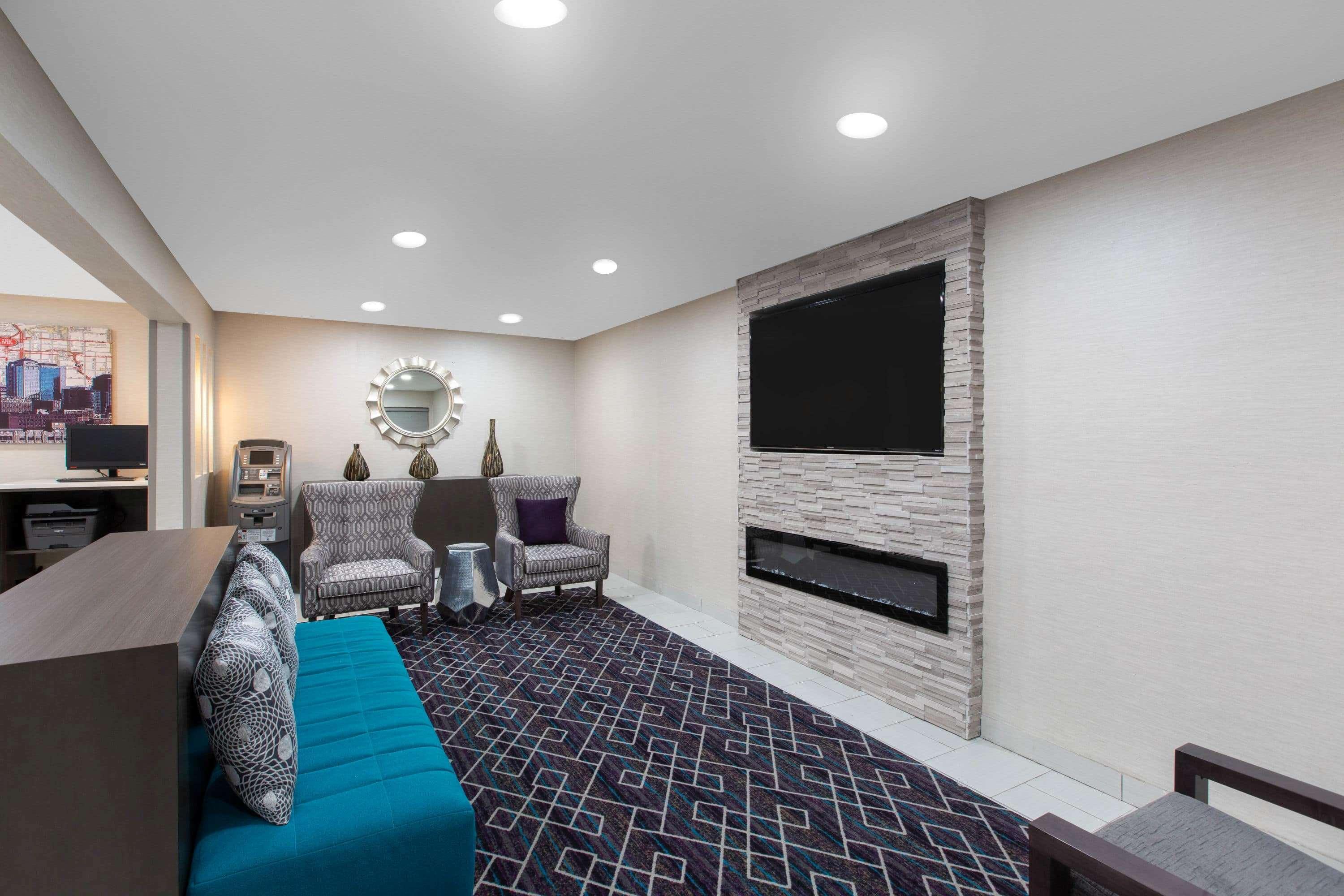 La Quinta By Wyndham Blue Springs Hotel Luaran gambar